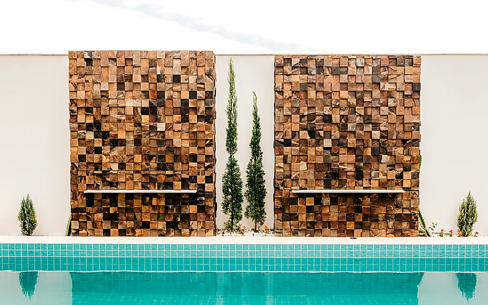 Curved segmental retaining wall design idea